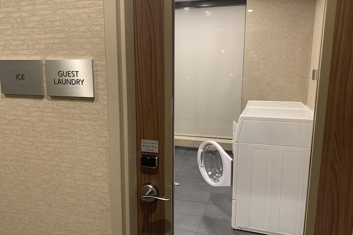 Room 30 of 48