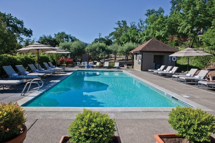 Pool 20 of 55