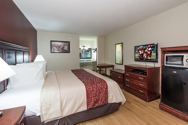 Room 12 of 23