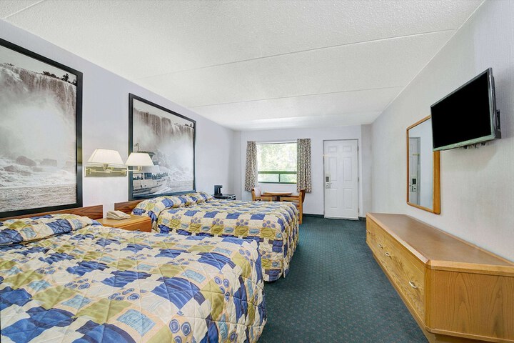 Room 30 of 31