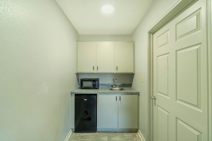 Room 34 of 70