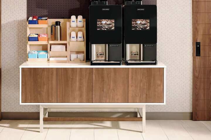 Holiday Inn Express & Suites Chicago-Libertyville by IHG