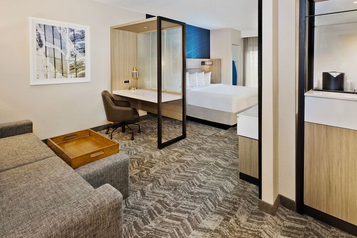 Room 29 of 53