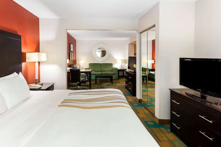 Room 16 of 29