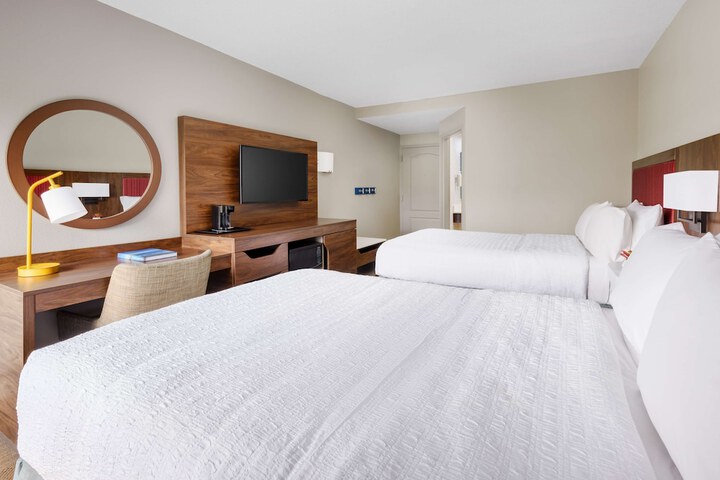 Room 9 of 31