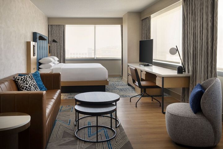 Room 31 of 104