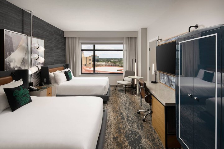 Luminary Hotel & Co. Autograph Collection