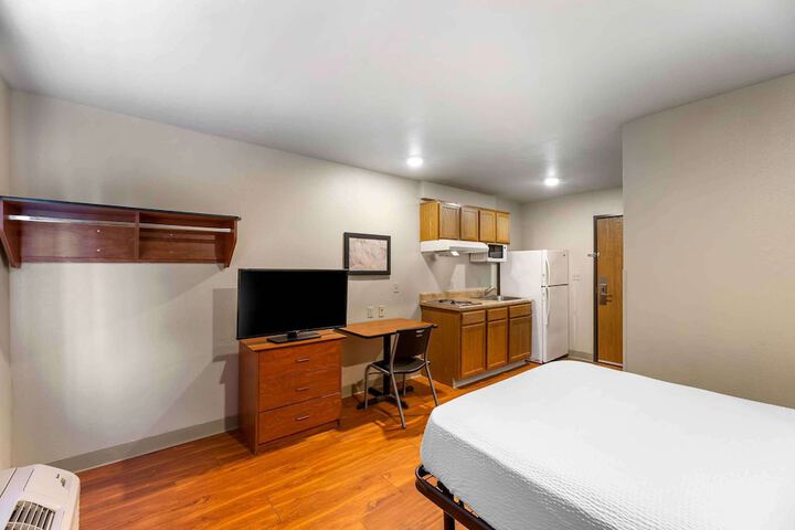 Room 14 of 22