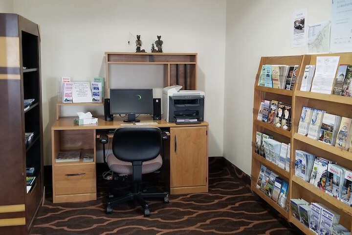 Business Center 59 of 59