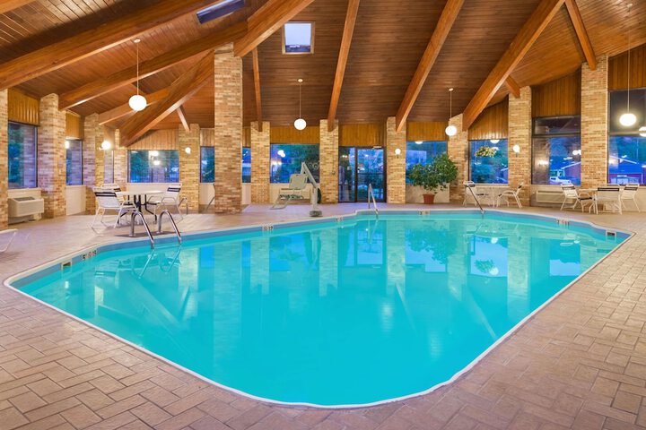Pool 7 of 52