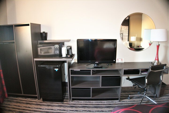 Room 28 of 36