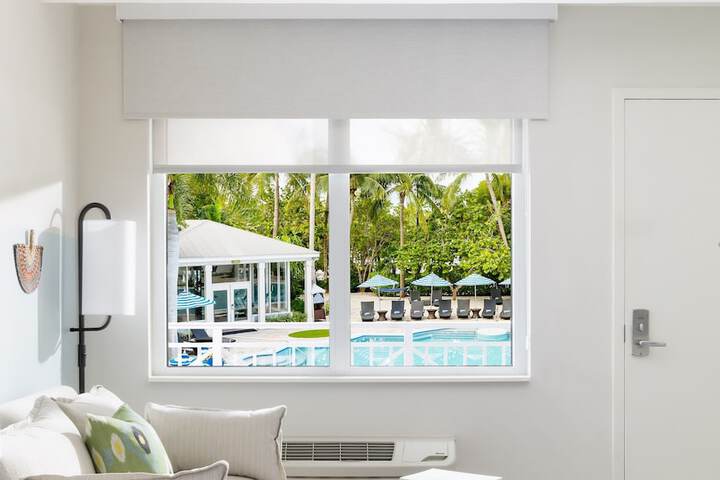 Blue Flamingo Resort Key West