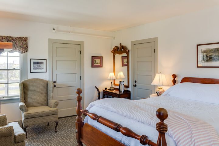 Room 41 of 76