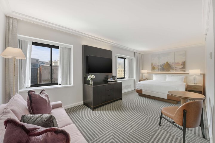 Room 33 of 125
