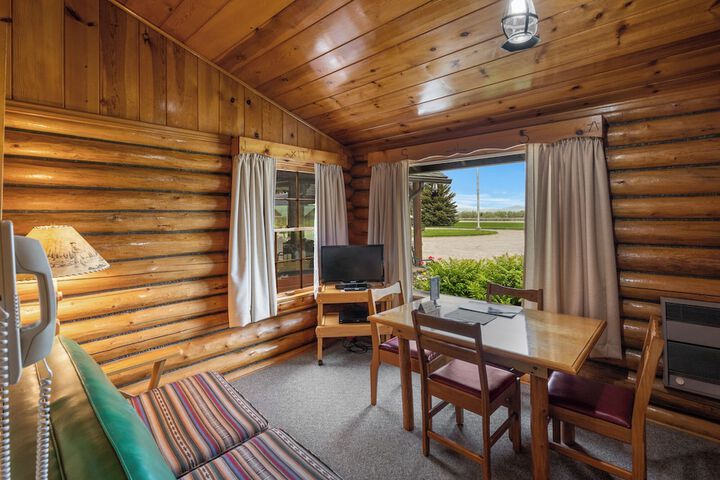 El Western Cabins & Lodges