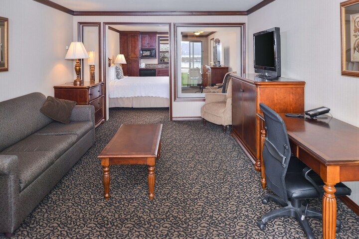 Room 38 of 48