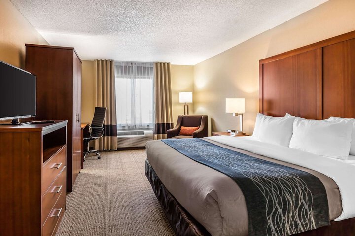 Room 10 of 31