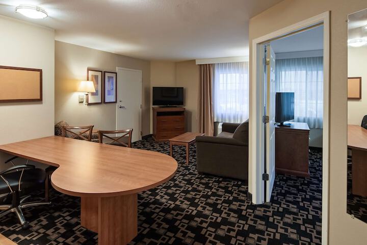 Best Western Plus Wausau / Rothschild Hotel