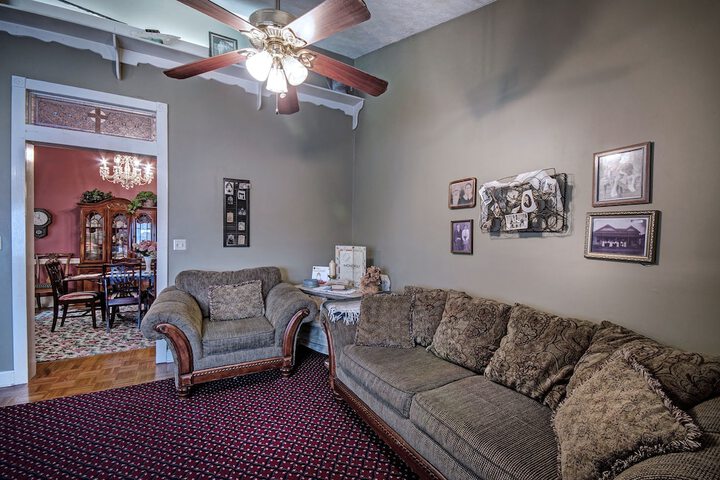 Room 27 of 41