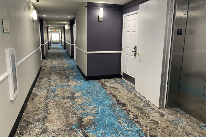 Ballroom/Hall 39 of 46