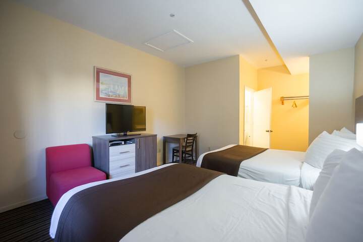 Room 10 of 31