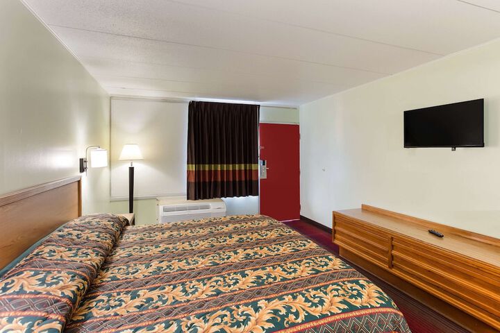 Room 19 of 43