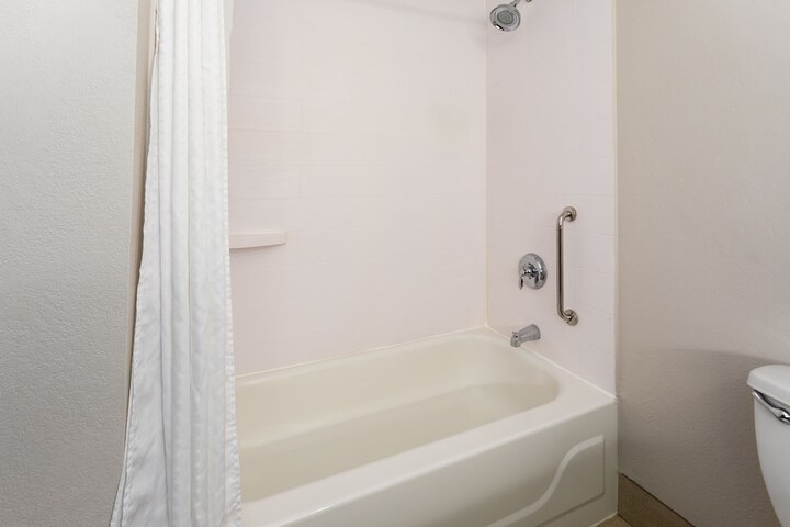 Holiday Inn Express New Albany - Louisville NW by IHG