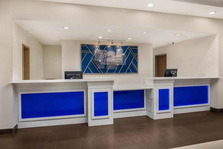 Holiday Inn Express Hotel & Suites PERRY by IHG