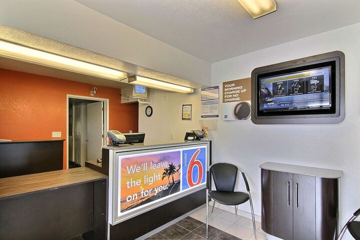 Motel 6 Buellton CA - Solvang Area