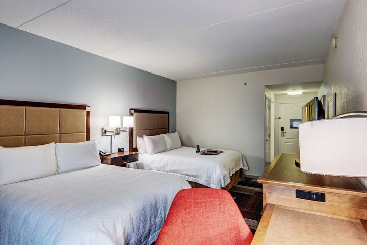 Hampton Inn Pittsburgh / Monroeville