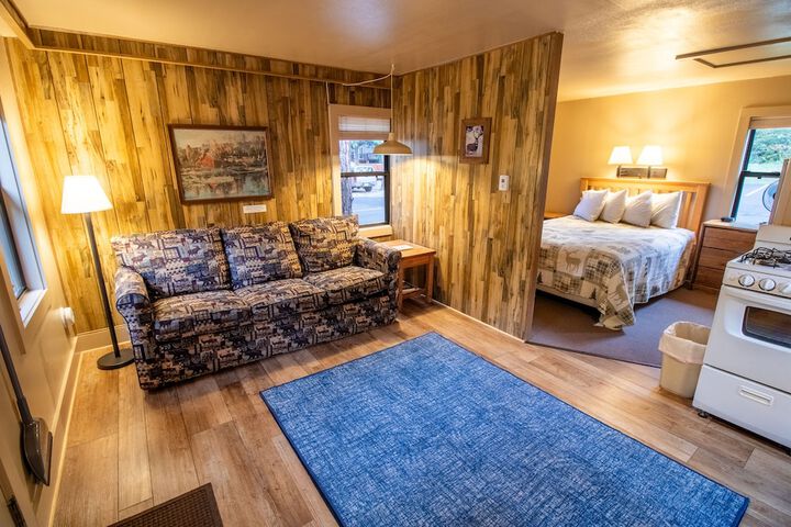Room 50 of 261