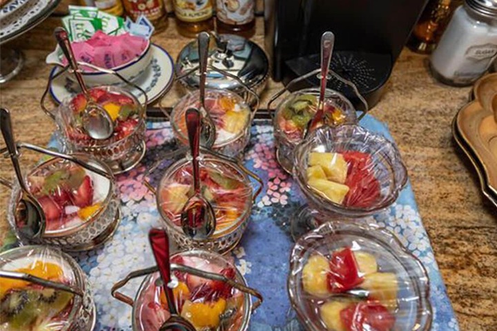 Breakfast/Coffee Service 145 of 160