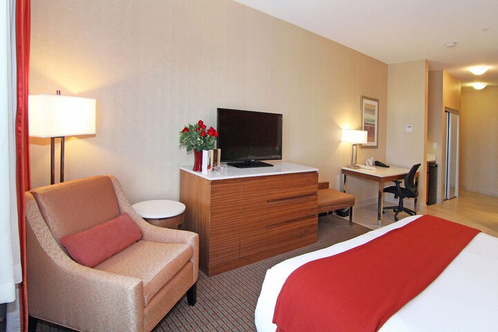 Room 44 of 85