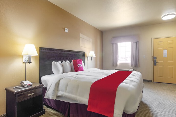 Room 15 of 33
