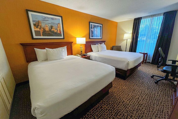 Room 14 of 21