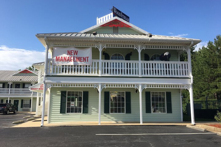 Hotel 5 of 56