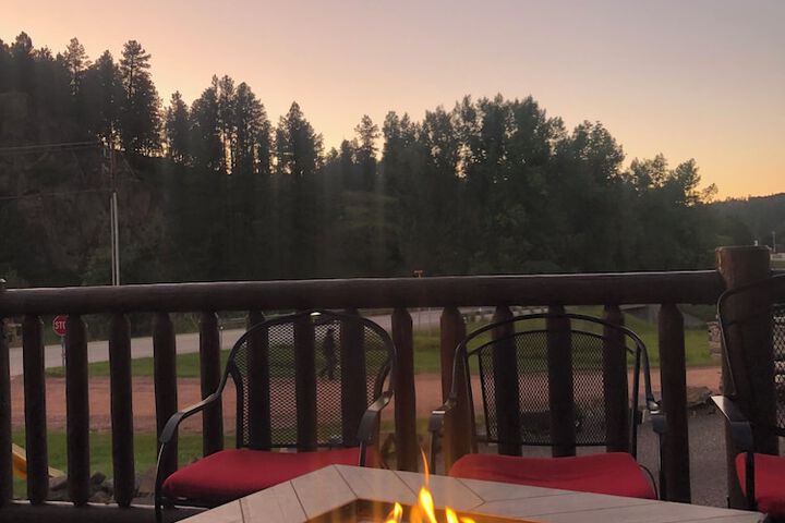 Mountain View Lodge & Cabins