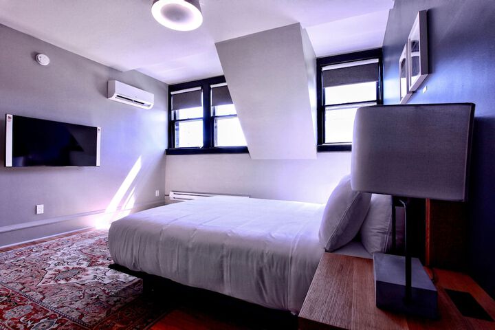 Room 75 of 89