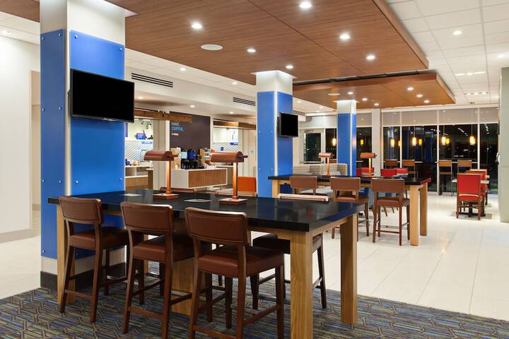 Holiday Inn Express & Suites Brigham City - North Utah by IHG