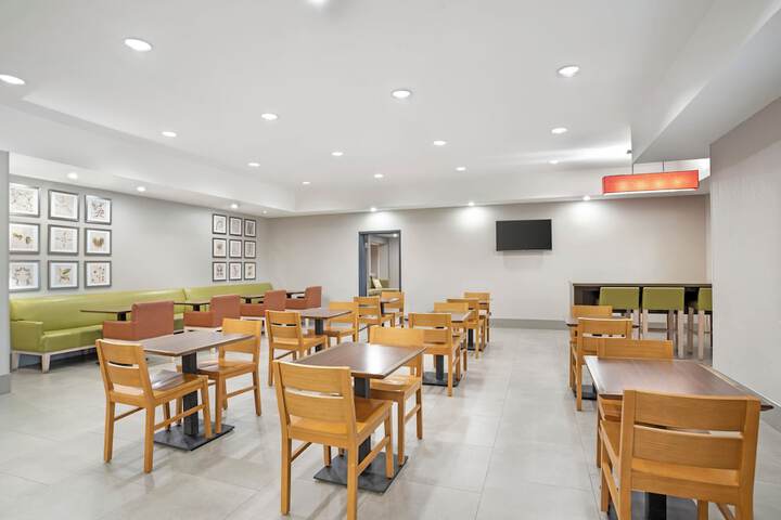 Comfort Inn & Suites Slidell - New Orleans Area