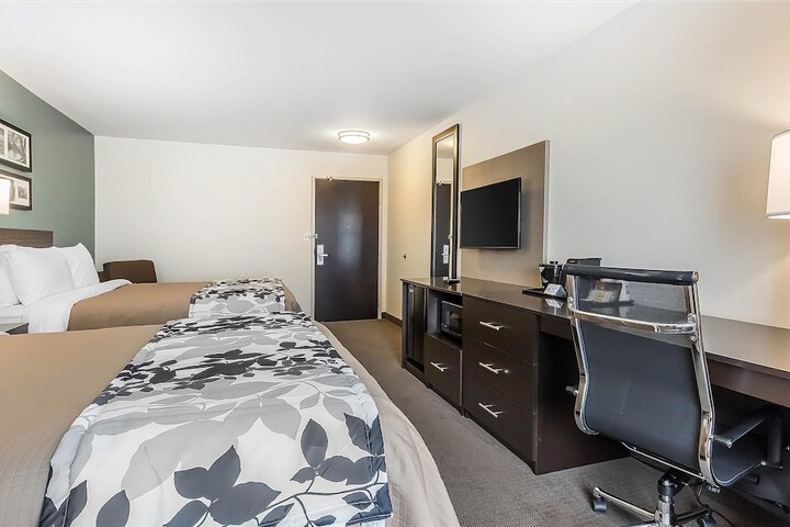 Room 18 of 45