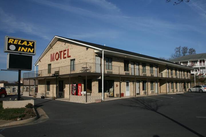 Hotel 3 of 25