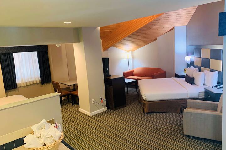 Room 16 of 23