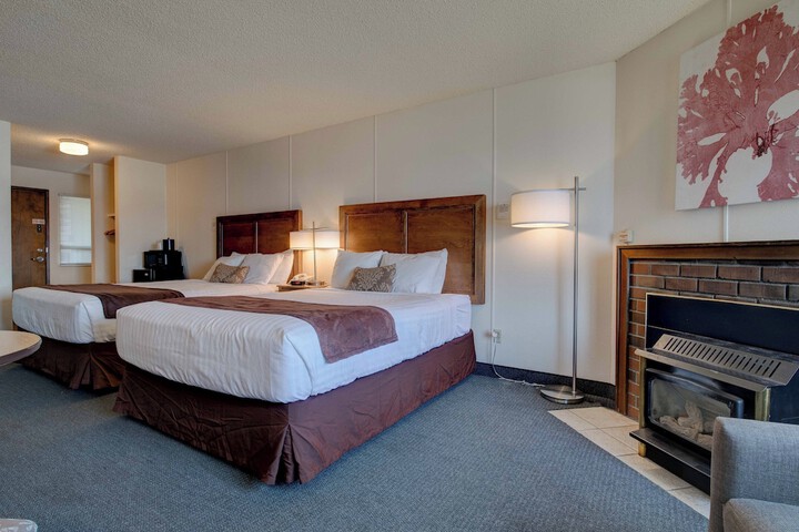 Ester Lee Oceanview Inn