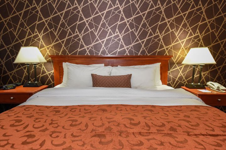 Room 10 of 31