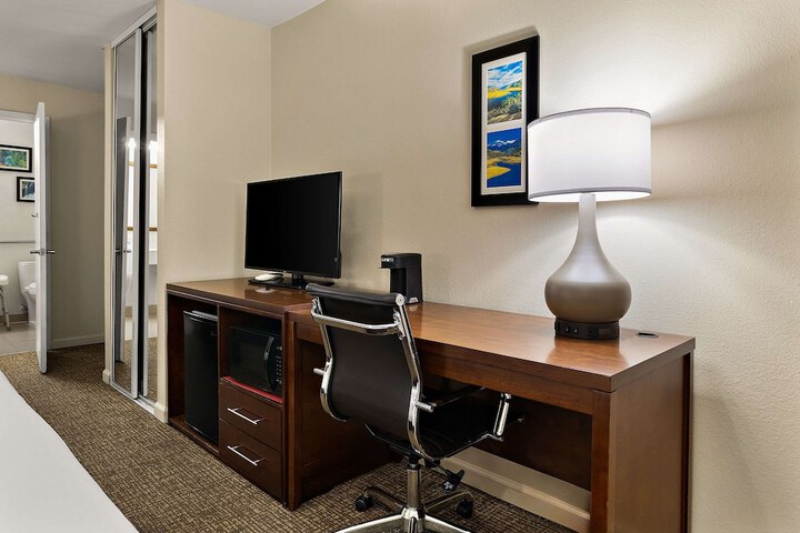 Room 22 of 43
