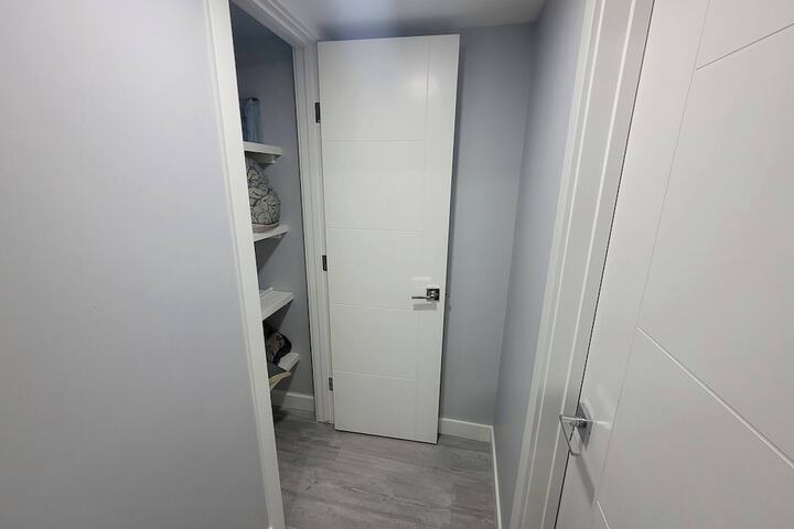 Luxurious Home Away From Home With Aircon