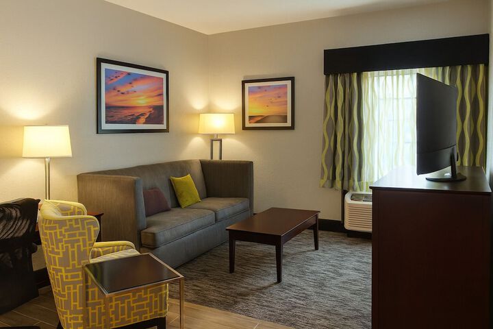 La Quinta Inn & Suites by Wyndham Port Orange / Daytona
