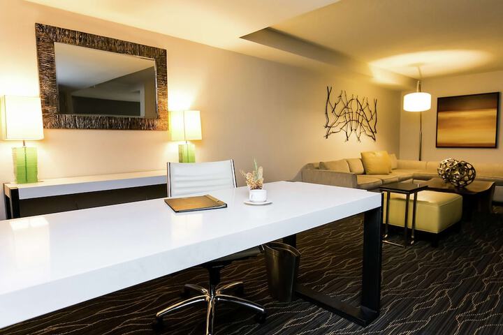 Hilton Salt Lake City Center