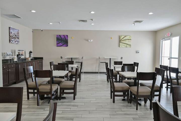 Sleep Inn & Suites Washington near Peoria